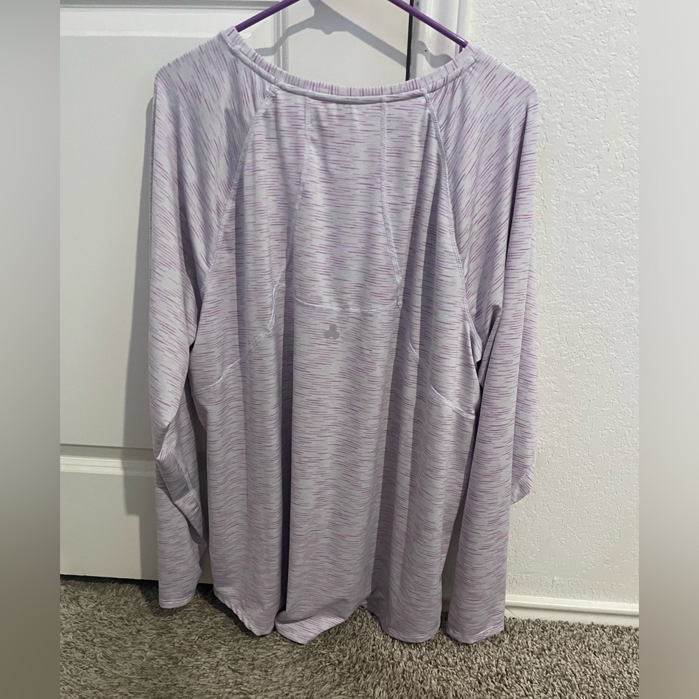 Tek Gear Workout Gear 2X Long sleeve Crewneck